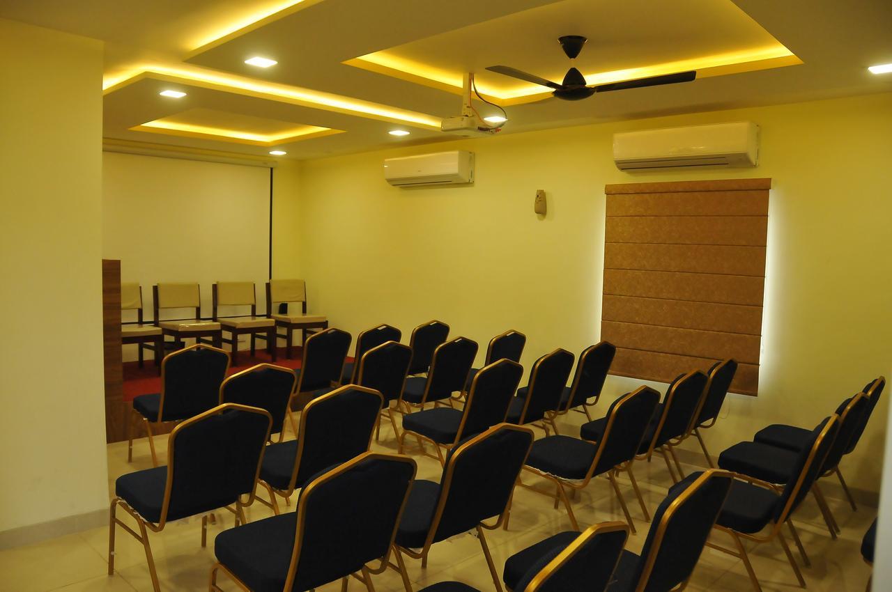 أنانتابور Hotel Pasupala Grand المظهر الخارجي الصورة